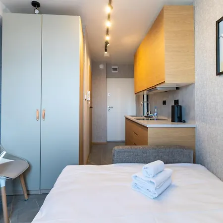 Reymonta 24 Smart Space By Bookinghost